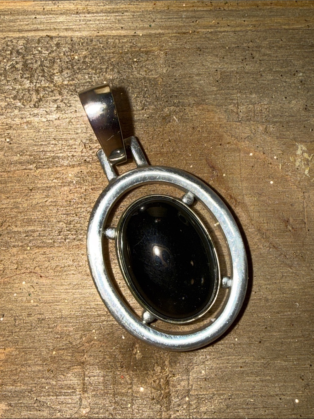 Pewter Oval Pendant - Elegant Women's Jewelry